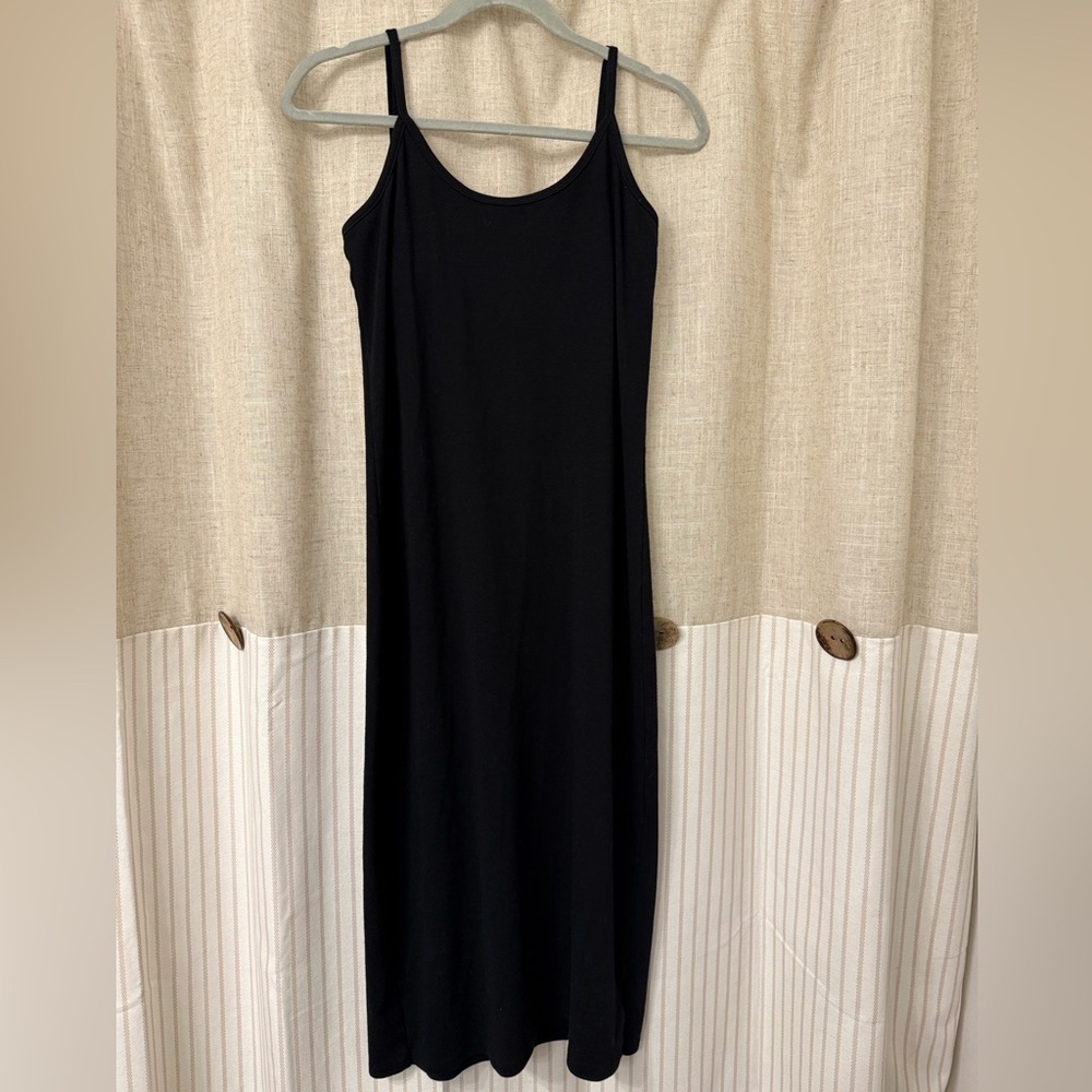 GAP Black Midi Dress
Cotton, 42”